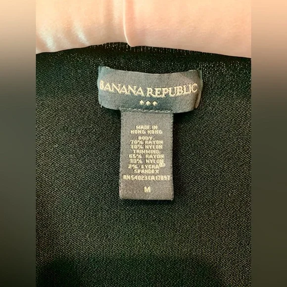 Banana Republic Black V Neck Short Sleeve Button Up Cardigan - Picture 4 of 4